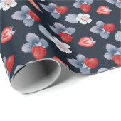 Aardbeien, Bloemen, Bladeren Op Marineblauw Cadeaupapier (Rol Hoek)