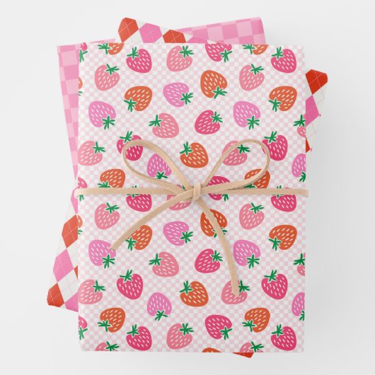 Aardbeien Cheques & Argyle Kerst Roze & Rood Inpakpapier Vel (In situ)