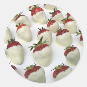 Aardbeien die in witte chocolade zijn ondergedompe ronde sticker