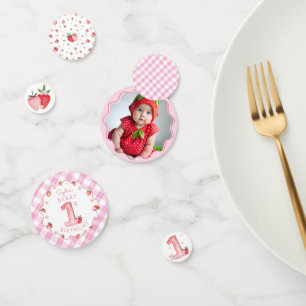 Aardbeienbessen eerste tafel confetti