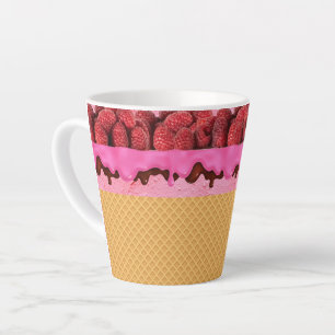 Aardbeienijs met Waffel Kegel, Dessert Latte Mok