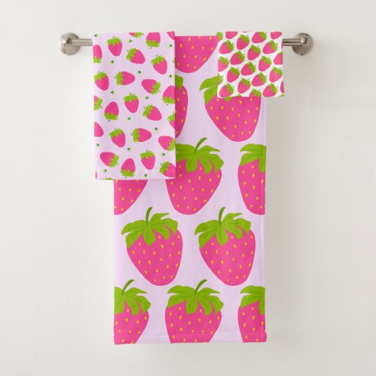 Aardbeienpastel roze bad handdoek (Insitu)
