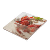 Aardbeiensap met vers yoghurt tegeltje (Zijkant)