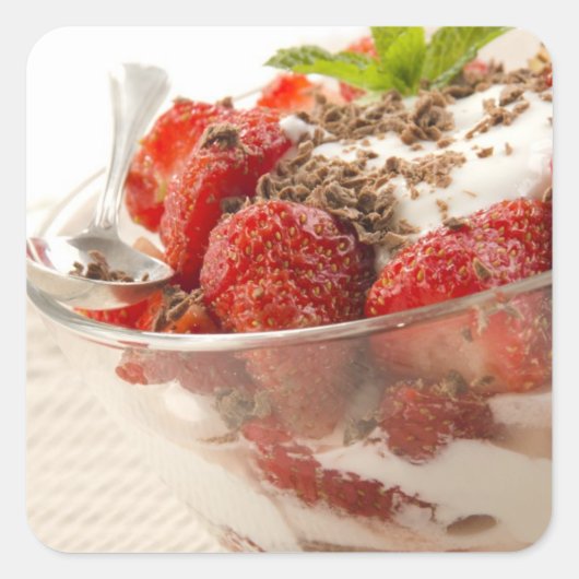 Aardbeiensap met vers yoghurt vierkante sticker (Voorkant)