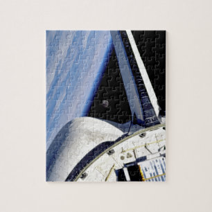 Aarde en maan van Space Shuttle Discovery Legpuzzel