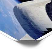Aarde en maan van Space Shuttle Discovery Poster (Hoek)