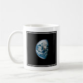 Aarde genomen van de Apollo 13 ruimtesonde. Koffiemok (Links)
