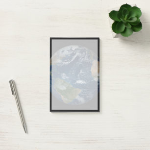 Aarde met wolken en Zee Post-it® Notes