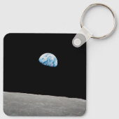 Aarde stijgt boven de maanhorizon. sleutelhanger (Achterkant)