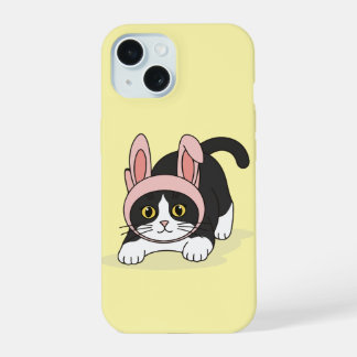 Aardige Tuxedo Kat in Roze Konijnenhoed Esthetiek iPhone 15 Hoesje
