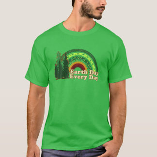 Aardse Dag Elke Dag Regenboog Pijnboom Ontwerp T-shirt
