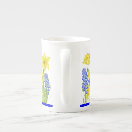 Aardse lente op een Bone China Mok (M, D) (Achterkant)