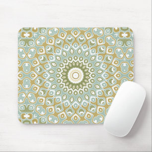 Aardse Mandala in Groen, Goud, en Zachte Blauwtint Muismat