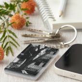 Abandoned Stuffed Teddy Bear Under Tree Sleutelhanger (Voorkant Rechts)