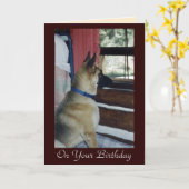 Abby attend la carte d'anniversaire (Fleur jaune)