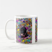 Abby dans la tasse de papillons - Labrador noir (Gauche)