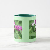 Abeille avec la tasse #4 de fleurs de velours (Centre)