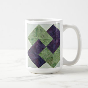 Abeille piquante dans la tasse de Quilter de ciel