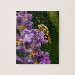Abeille sur Flower Jigsaw Puzzle