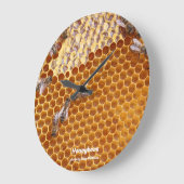 Abeilles de miel dans la ruche grande horloge (Angle)