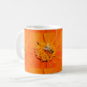 abeilles sur la tasse de fleurs d'orange (Devant gauche)