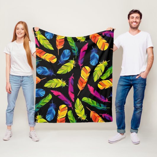 Abstract colorful feather explosion fleece deken (In situ)