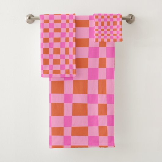 Abstract Gecontroleerd patroon van Vormen in Roze Bad Handdoek (Insitu)