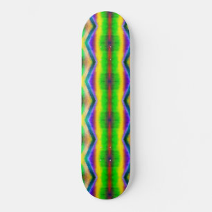 Abstract Geel Groen Blauw Rode Kaap Stripe Skateboard