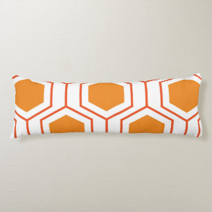 Abstract geometrical pattern in oranje and lichaamskussen
