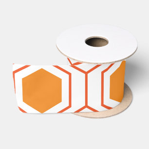 Abstract geometrical pattern in oranje and lint