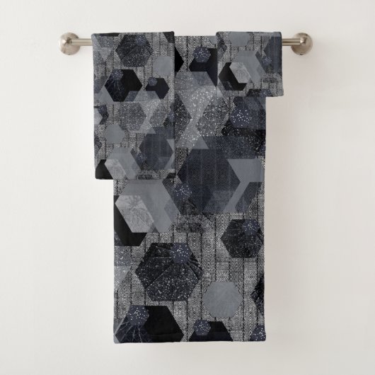 Abstract geometrisch patroon, zwart en grijs. bad handdoek (Insitu)