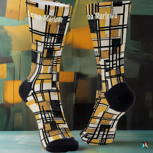 Abstract geometrisch raster in mosterd & zwart op  sokken