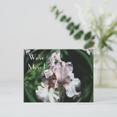 Abstract Iris Flower New Address Aankondigingskaart (Staand voorkant)