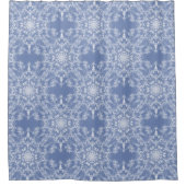 Abstract Lacy Fractal Snowflake Pattern op Blue Douchegordijn (Voorkant)