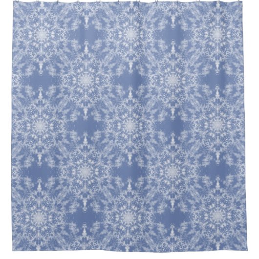 Abstract Lacy Fractal Snowflake Pattern op Blue Douchegordijn (Voorkant)