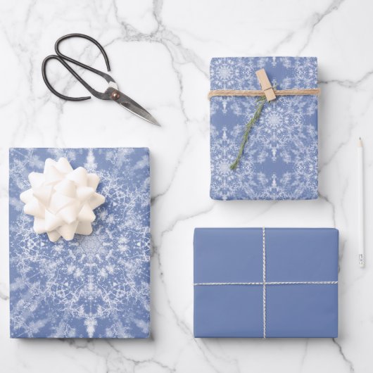 Abstract Lacy Fractal Snowflake Pattern op Blue Inpakpapier Vel (Voorkant)
