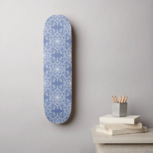 Abstract Lacy Fractal Snowflake Pattern op Blue Skateboard