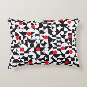 Abstract minimaal geometrisch zwart wit en rood ve accent kussen