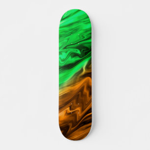 Abstract ondoordacht patroon in oranje groen skateboard