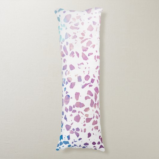 Abstract Terrazzo Mosaic Pink & Blue Pattern Lichaamskussen (Voorkant Verticaal)