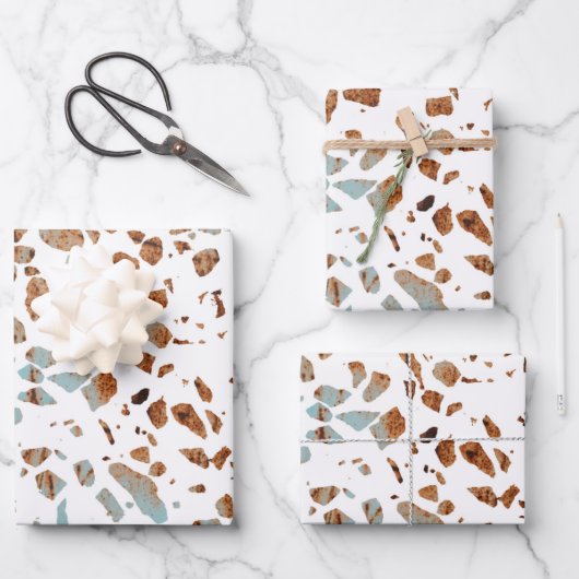 Abstract Terrazzo Mosaic Rust Brown & Blue Pattern Inpakpapier Vel (Voorkant)