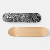 Abstract zwart-wit, vloeibaar marmerpatroon skateboard (Horizontaal)
