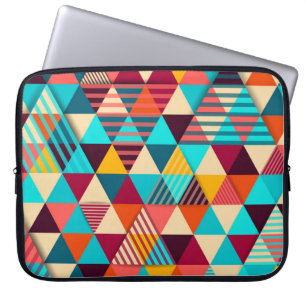 Abstracte achtergrond met driehoekvormen. Modern g Laptop Sleeve