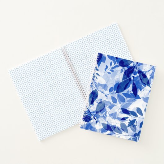 Abstracte blauw en witte bladeren notitieboek (Binnen)
