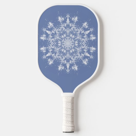 Abstracte Lacy Fractal Snowflake op blauwe achterg Pickleball Paddle (Voorkant)