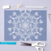 Abstracte Lacy Fractal Snowflake op blauwe achterg Tissuepapier (Craft)