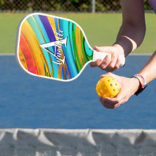 Abstracte moderne kleurenzalen en gouden metalen pickleball paddle