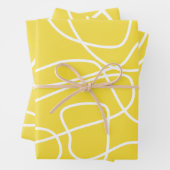 Abstracte moderne kunst in gele klauw inpakpapier vel (In situ)