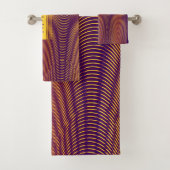 Abstracte Paars & Gold Psychedelic Stripes, Trippy Bad Handdoek (Insitu)
