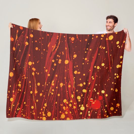 ABSTRACTE RODE MARBLED PAPIER MET GOUDE SPLASHEDEN FLEECE DEKEN (In situ)